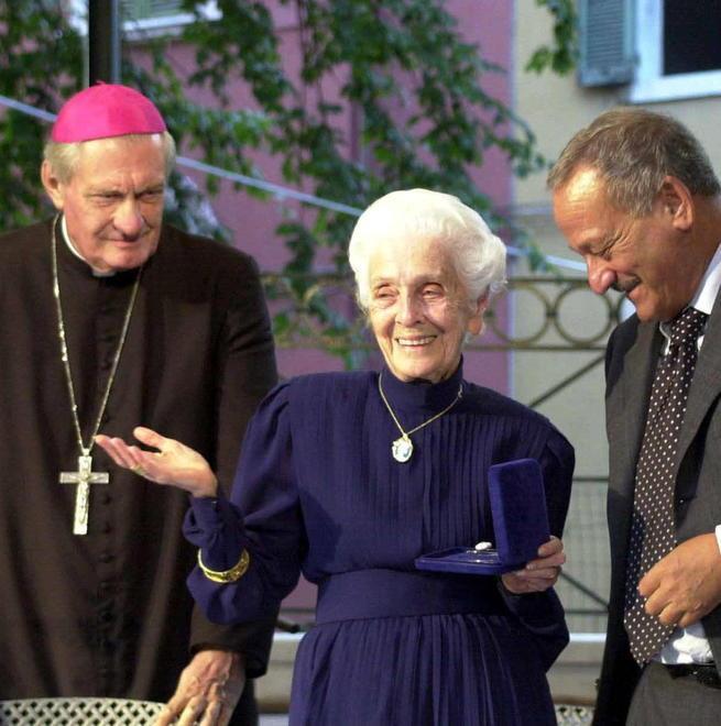 “Un anno, una foto”, domani in regalo la parete rocciosa fatta saltare in aria 