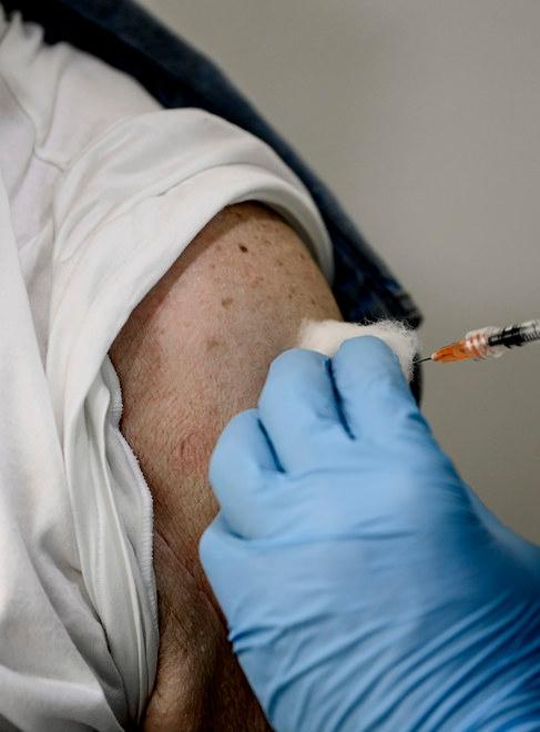 Modena. Il direttore degli ospedali: «Obbligo di vaccino per i medici? Decida la politica» 