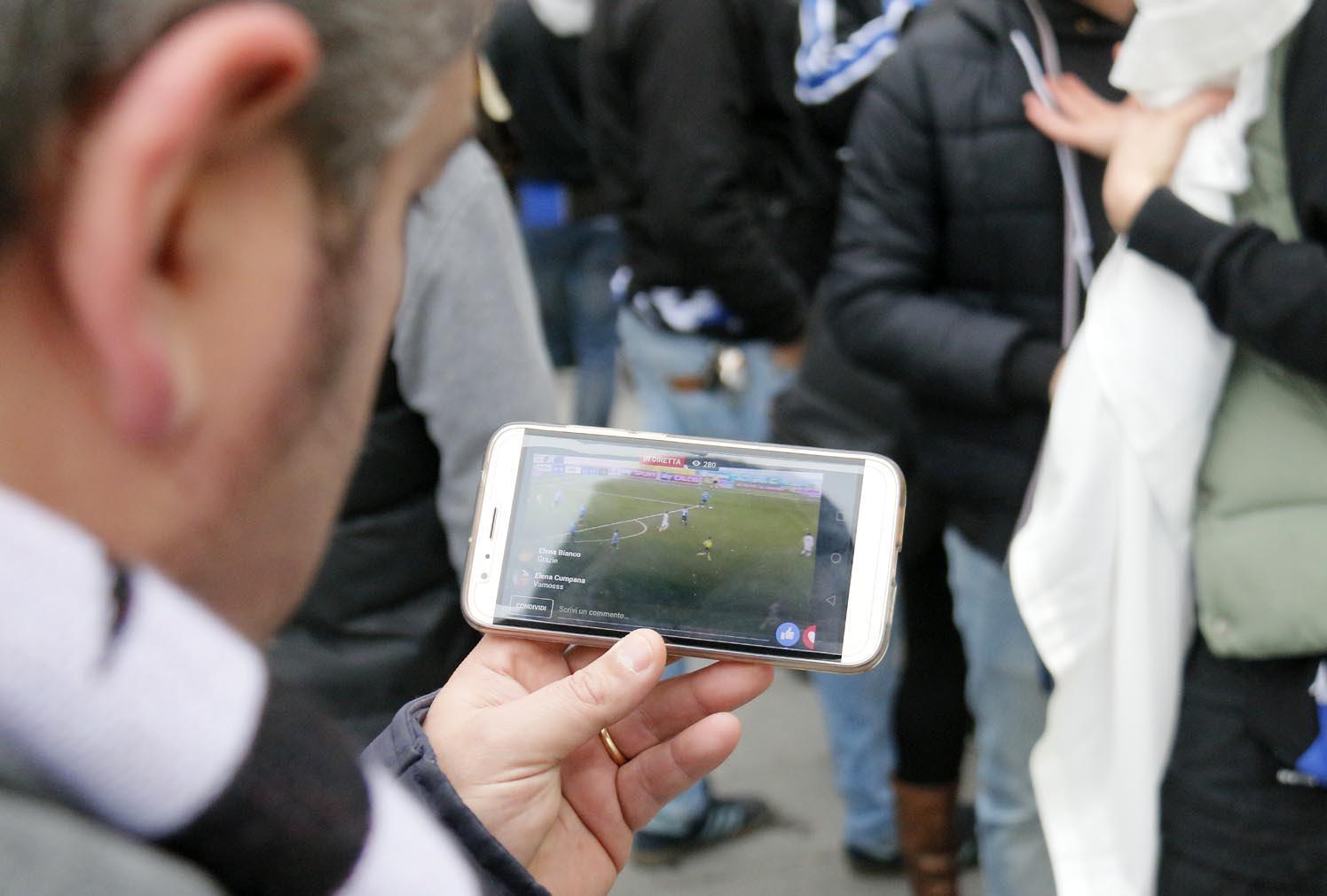 Il calcio va sul web. Rimpiangeremo quello in televisione?