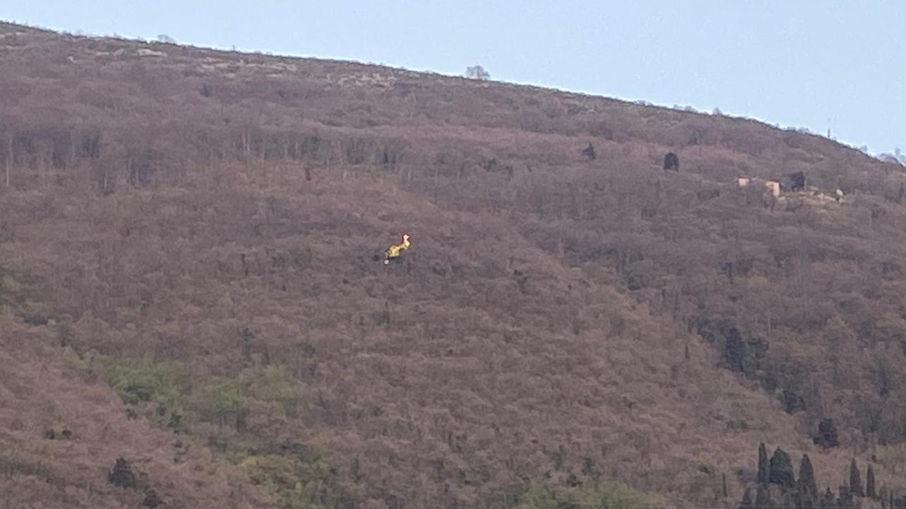L'elicottero Pegaso in azione sulla Calvana