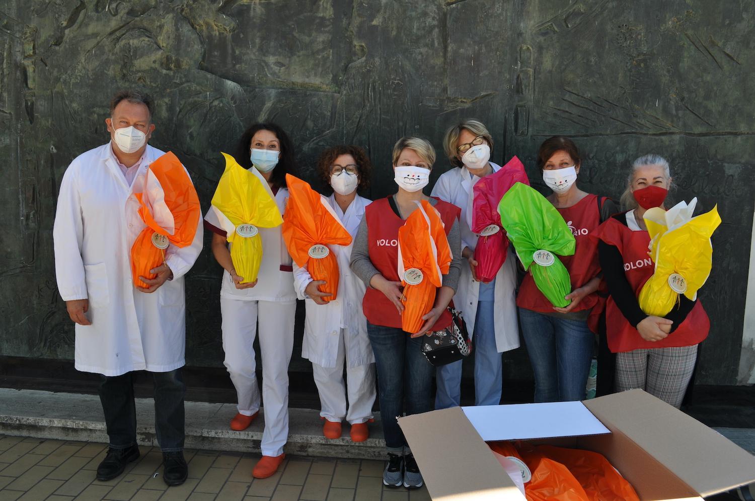 Uova di Pasqua solidali per i piccoli pazienti di Pediatria