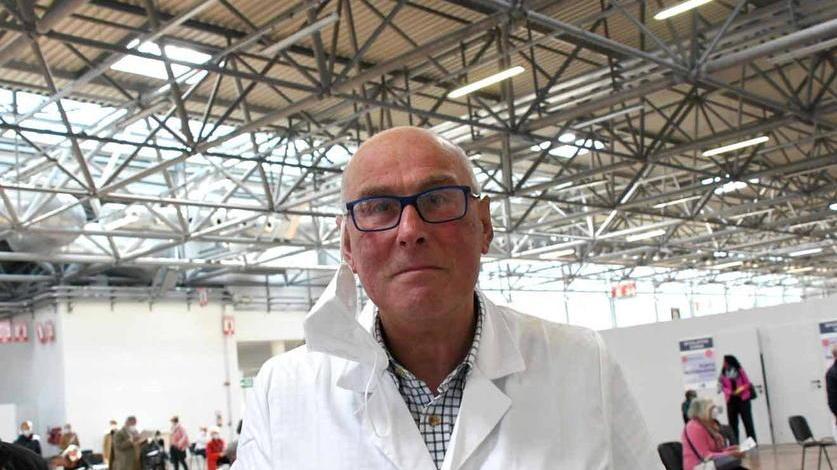 Il dottor Giovanni Dell’Orto, rientrato a lavoro dopo la pensione
