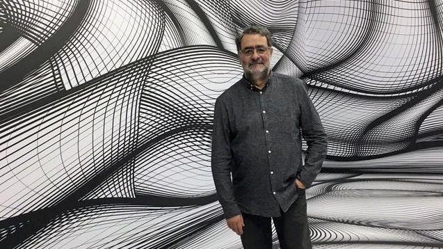Un mosaico con le facce di diecimila reggiani