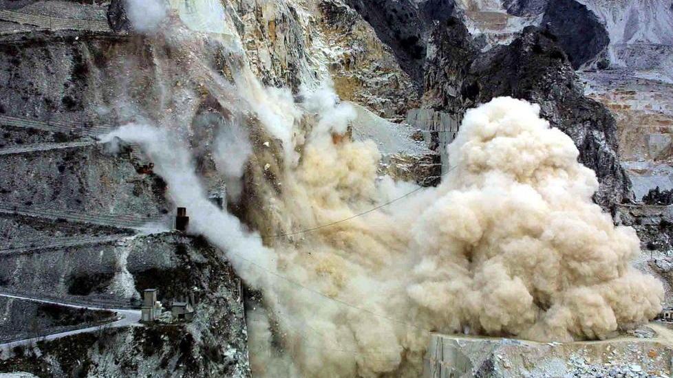 La grande “varata” che fece tremare le cave di Carrara