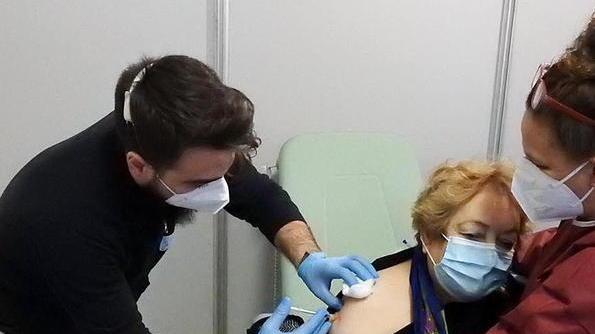 Prime vaccinazioni a domicilio ma il servizio sarà potenziato