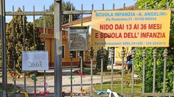 Flash mob senza striscioni, un fiocchetto per ogni bambino