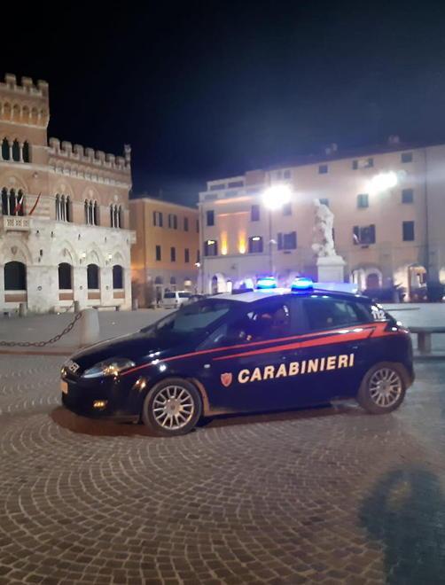 Tentano di rubare in un appartamento Denunciati due ragazzi