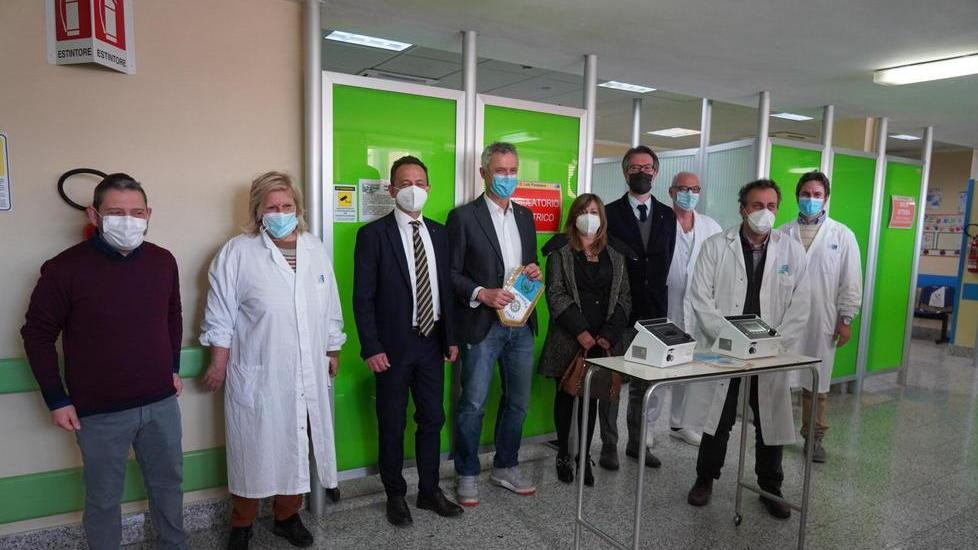 Il Rotary dona due ventilatori portatili al Lotti