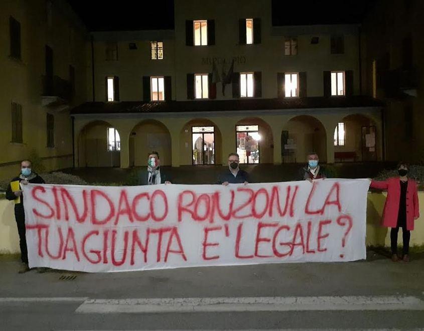 Giunta senza quote rosa l’opposizione protesta «Disertiamo i Consigli» 