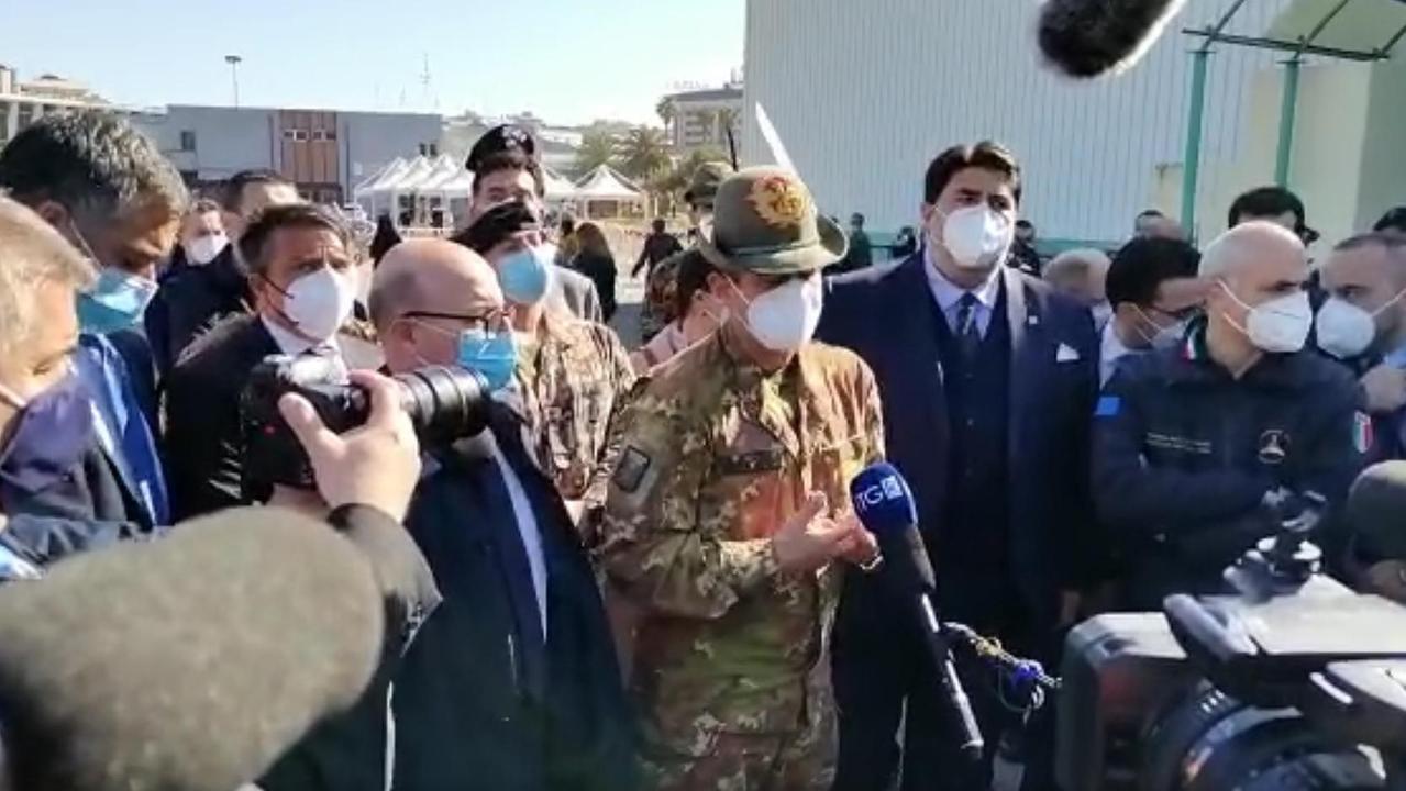 Il generale Figliuolo in Sardegna: «Dobbiamo aumentare le somministrazioni dei vaccini»