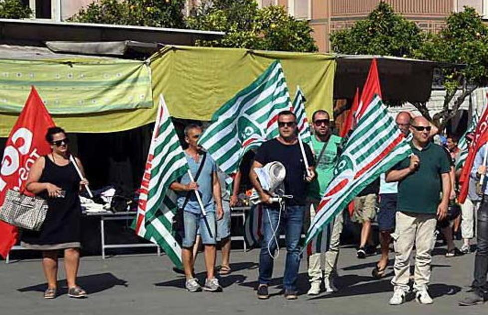 «Su Sanac si rispettino le promesse del governo fatte al tavolo a Massa»