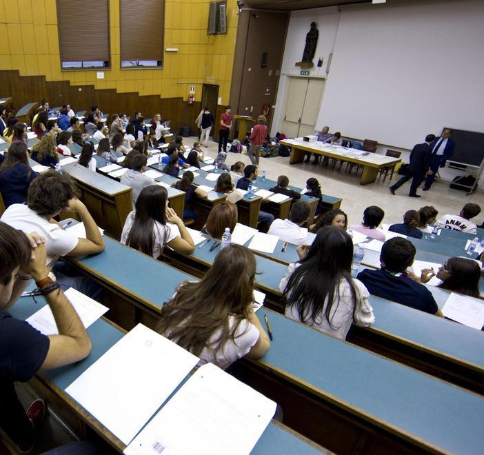 Universitari bloccati dal Covid Nasce il forum su Internet