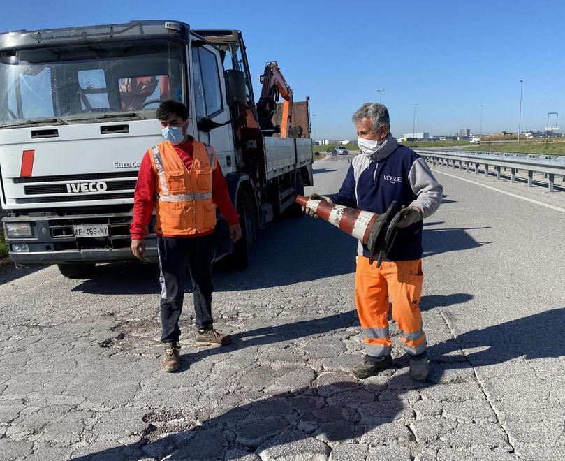 Finalmente gli operai sulla Strada di Patto Conto alla rovescia per l’inizio dei lavori 