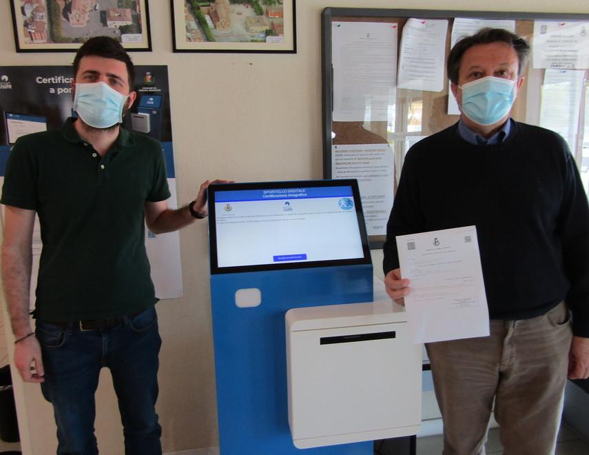 Poggio diventa smart Totem elettronico per i servizi anagrafici 