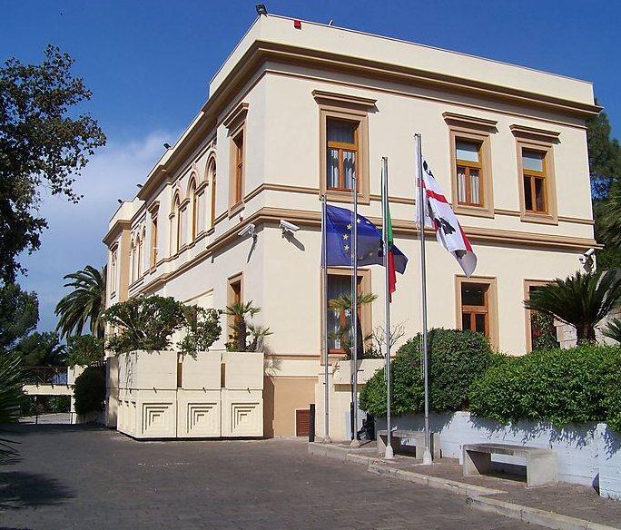 Super staff, lo scontro è già cominciato 