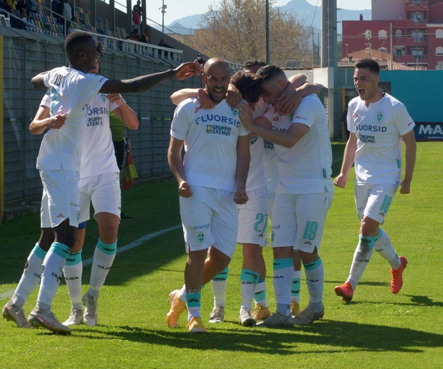 Sporca, cattiva e vincente: che Olbia 