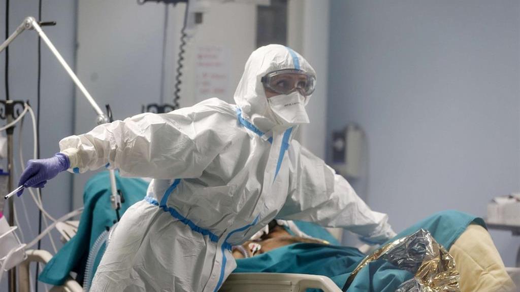 Pandemia senza freni: altri otto morti in provincia di Prato. Addio al presidente della Cormatex