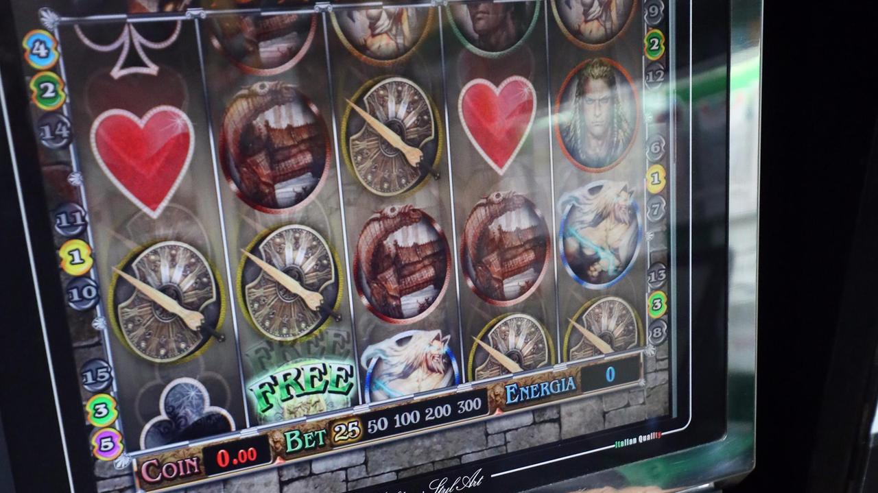 Dipendenza da gioco d'azzardo, dal 6 aprile i punti di aiuto nel Ferrarese diventano telematici