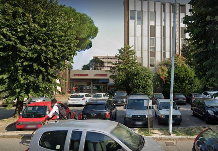 La filiale del Monte dei Paschi di via Roma