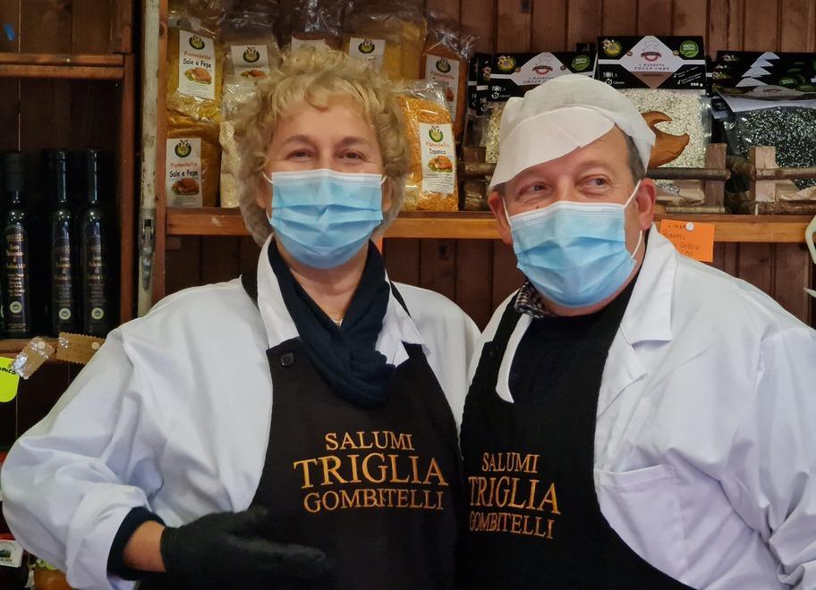Boom di vendite online di salami e l'azienda decide: «Basta cassa integrazione» 