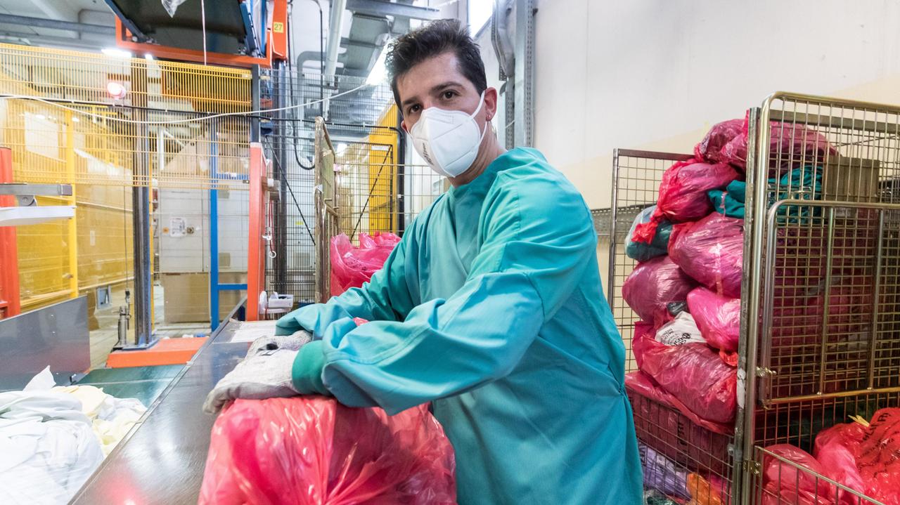 Il fronte sacchi rossi: quattromila i positivi assistiti in provincia di Pistoia