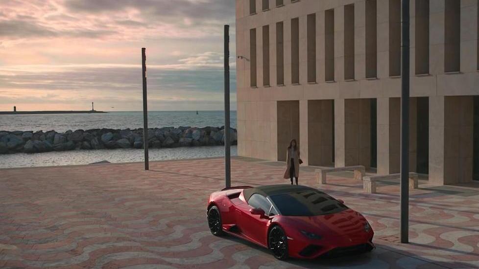 Ecco la ministoria tra Livorno e la costa firmata Lamborghini