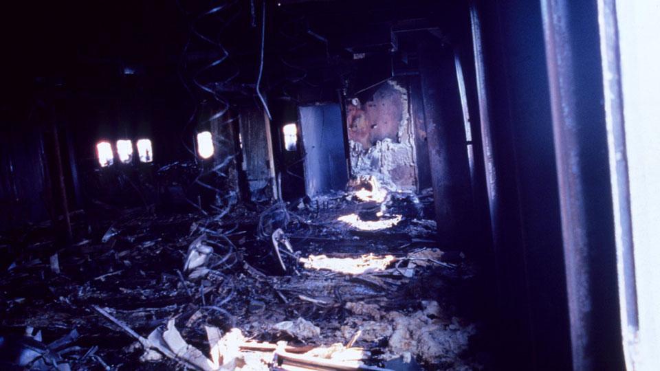 Moby Prince: il traghetto non è stato ovunque un inferno di fuoco, poche analisi sui cadaveri 