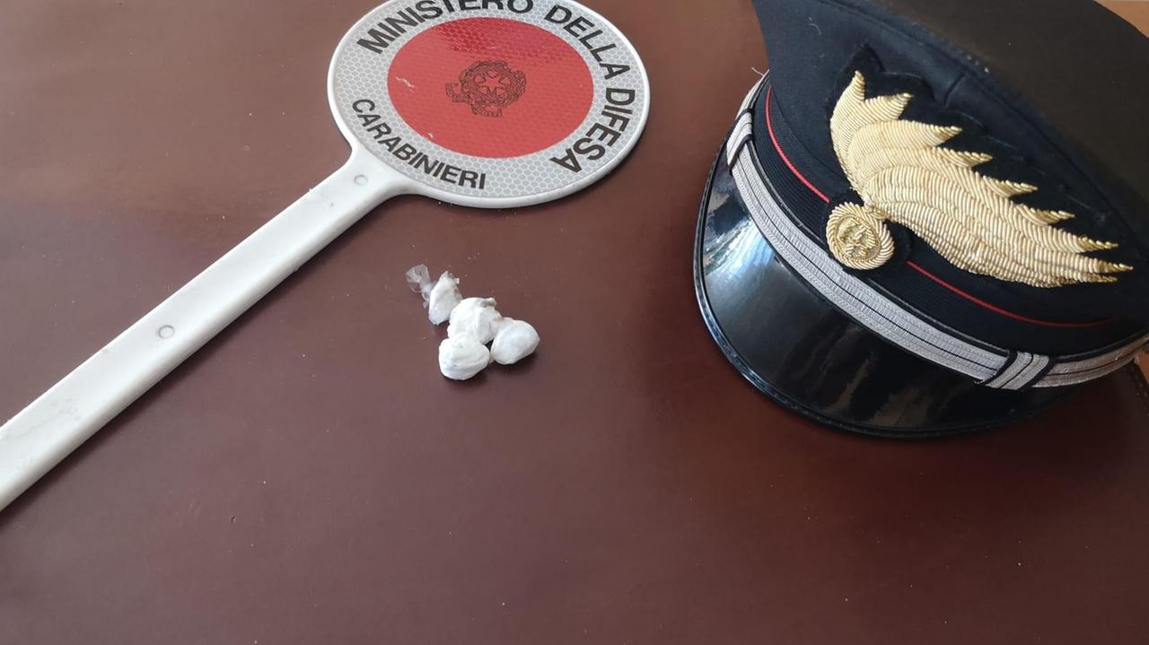 La droga trovata in possesso del 46enne denunciato sull'Amiata
