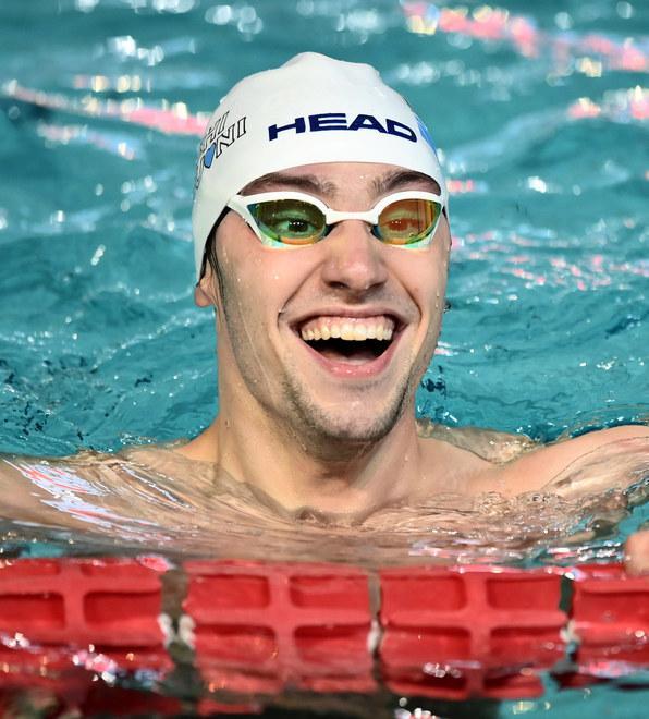 Mora show: oro nei 50 dorso. Paltrinieri re anche dei 1500 
