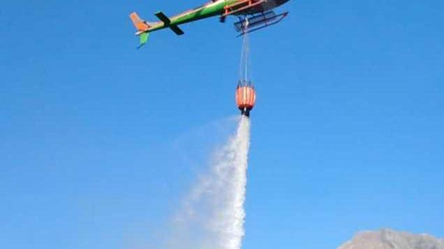 Il fuoco distrugge un ettaro di terreno