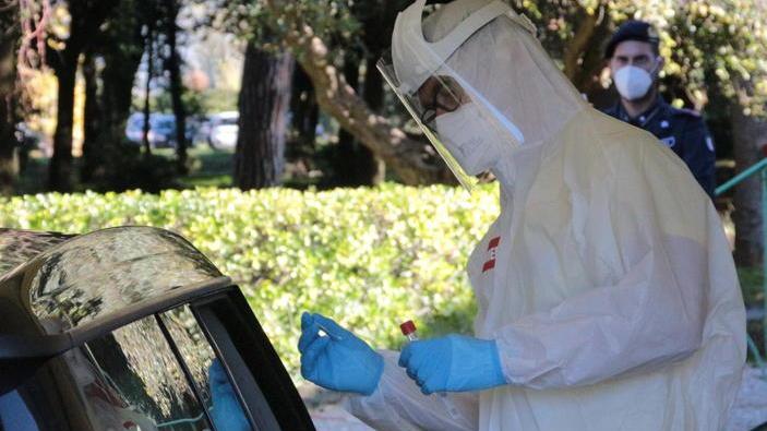 Risalgono i numeri del contagio altre due vittime del Covid