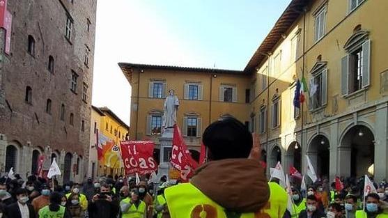 La Texprint licenzia tutti gli scioperanti