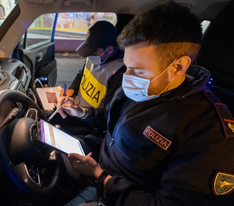 «Sono anziana e sola e ho bisogno di medicine» Polizia soccorre 85enne