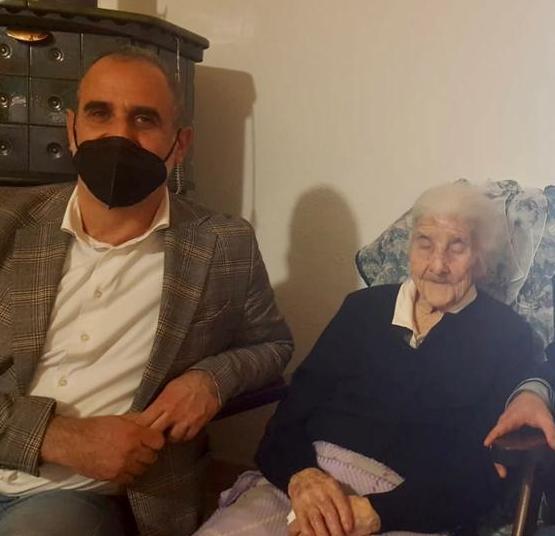 Buddusò festeggia i cento anni di Lorenza Mura