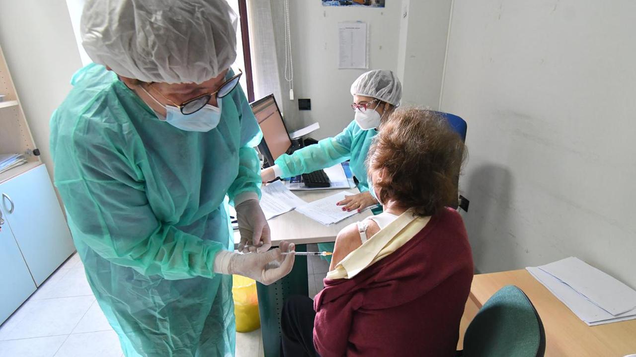 Vaccino rinviato per 192 pazienti fragili