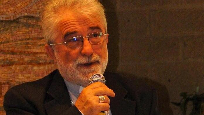 LA PASQUA CI AIUTI A DARE RISPOSTE NUOVE AL MONDO