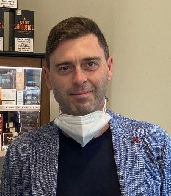 Chiusi anche i tabaccai «Sono norme confuse»