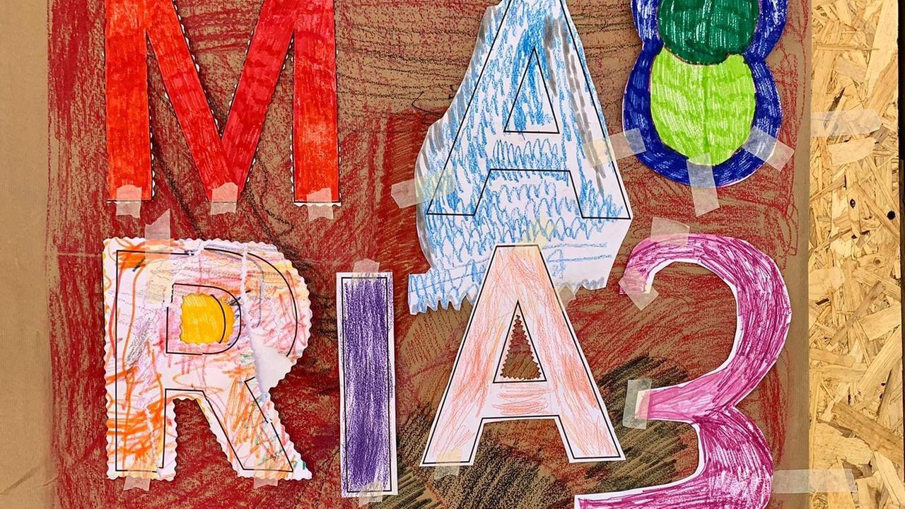 Moby Prince, i 140 nomi diventano arte sui manifesti di Livorno