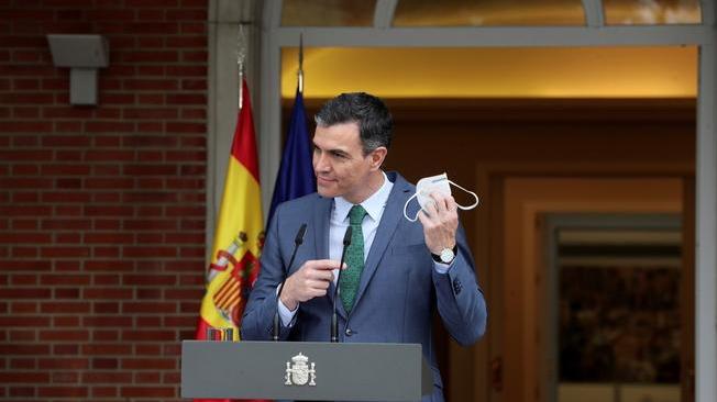Spagna: Sánchez, obiettivo 25 mln vaccinati entro 19 luglio