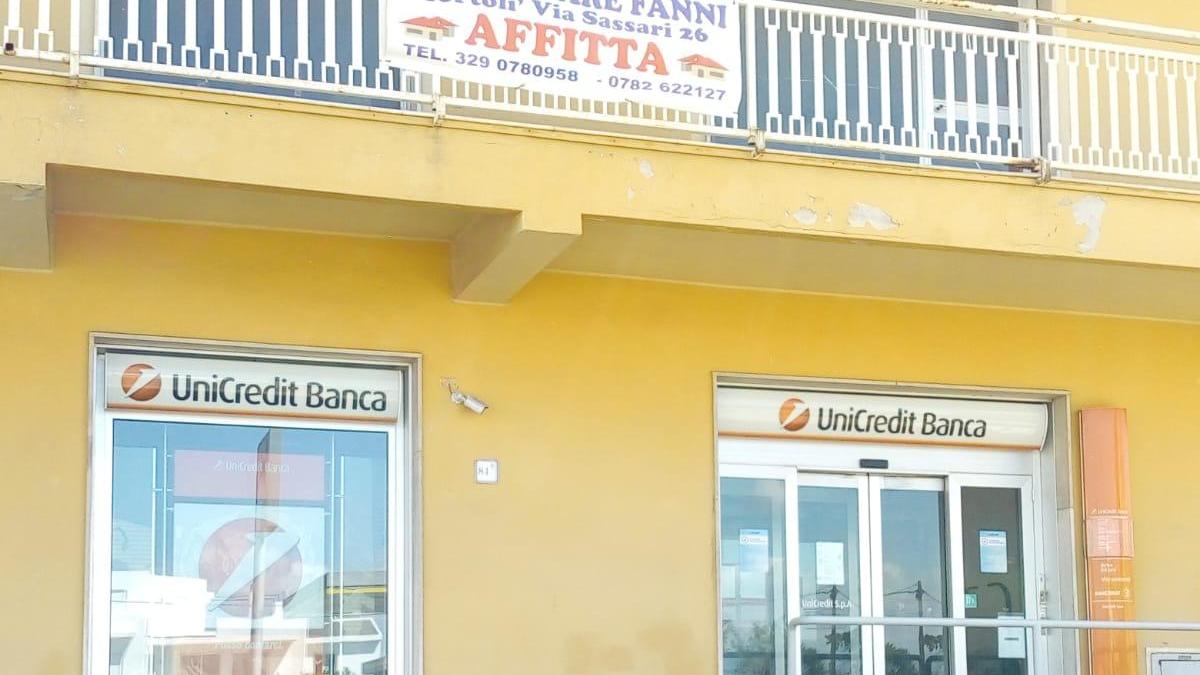 Falso allarme in banca a Tortolì, intervengono i carabinieri