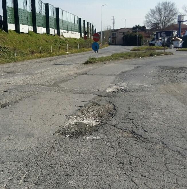Via Barcaioli sarà rifatta Si assegnano i lavori 