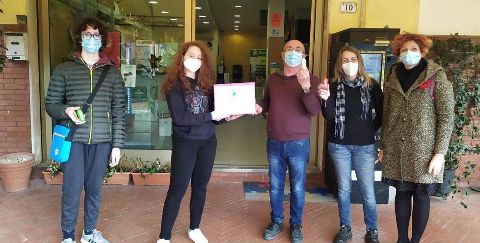 Piccoli posacenere tascabili contro il degrado e per l’ambiente 