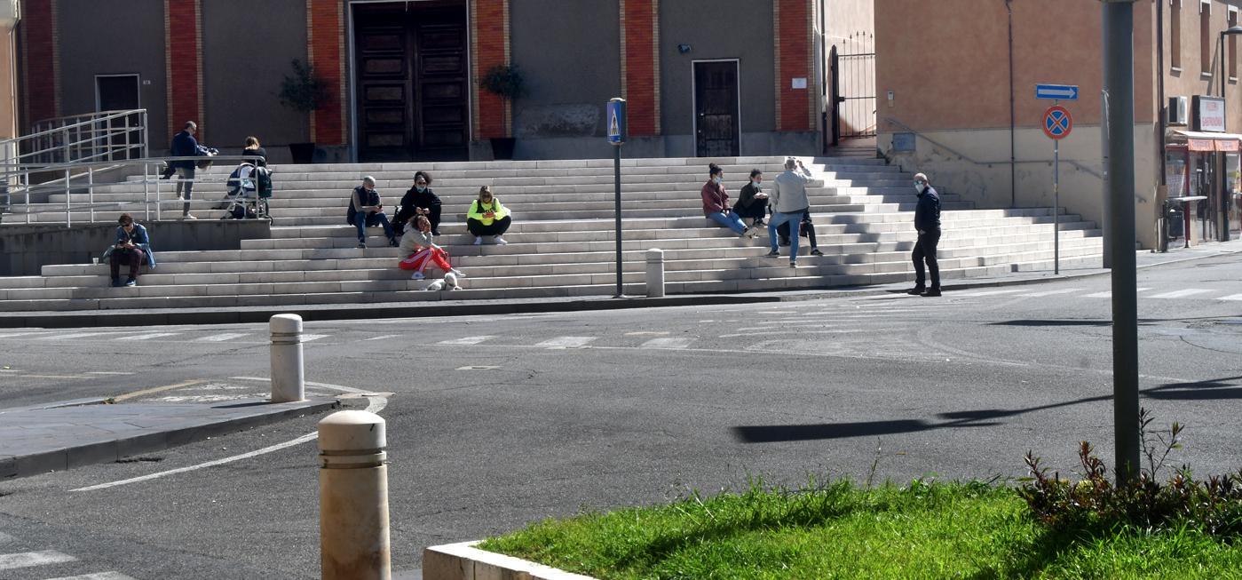 Poche auto in circolazione unico sfogo le passeggiate 