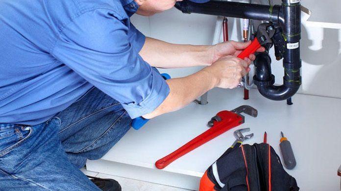 Elettricità e idraulica: servono 20 addetti alla vendita a Pisa e Sesto Fiorentino