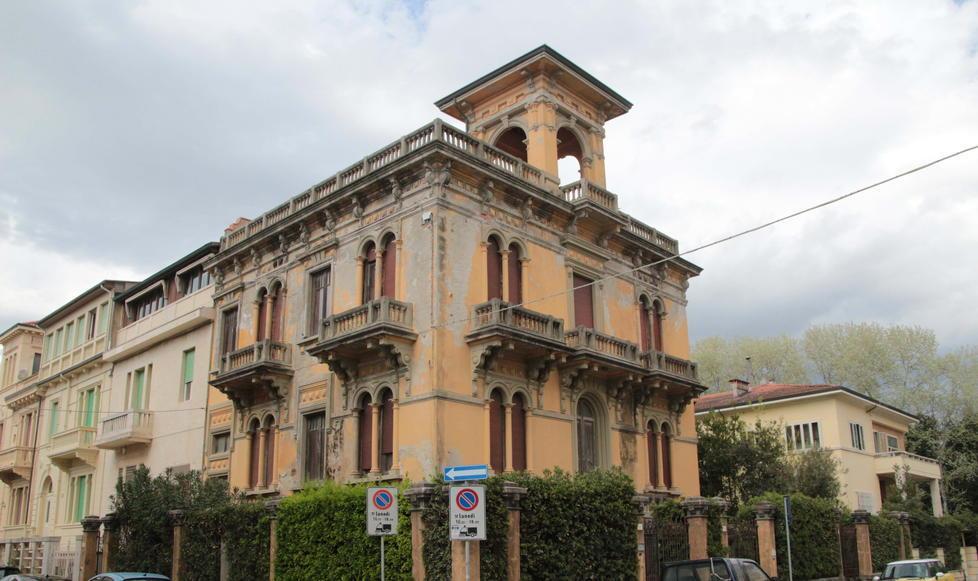 Vendita in blocco per tutti gli immobili della Misericordia di Viareggio: l'elenco dei beni