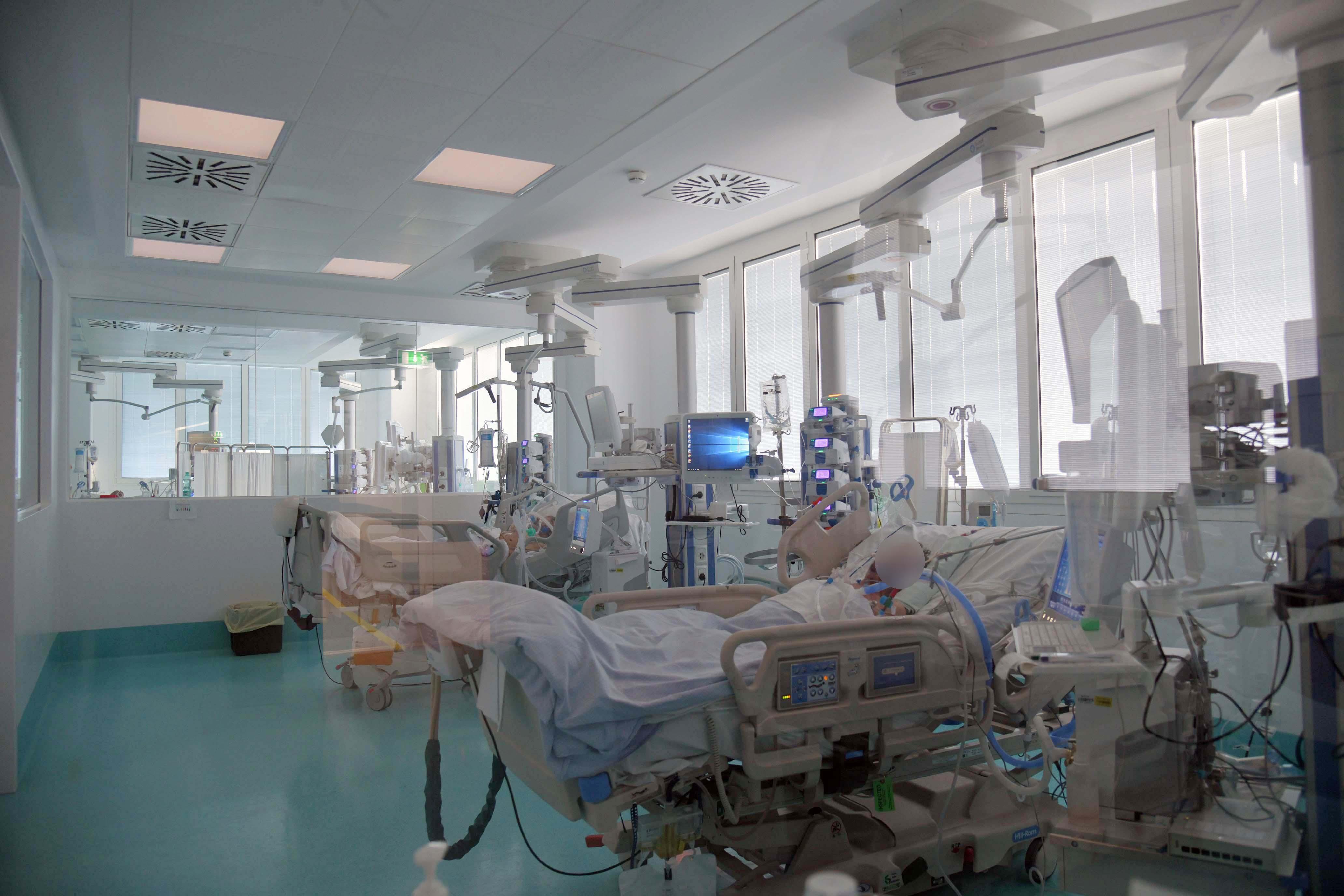 Olbia, terapia intensiva Covid: tutti occupati i posti letto al Mater