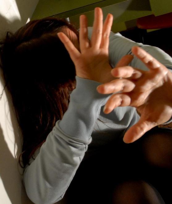 Il giudice caccia di casa due mariti violenti 