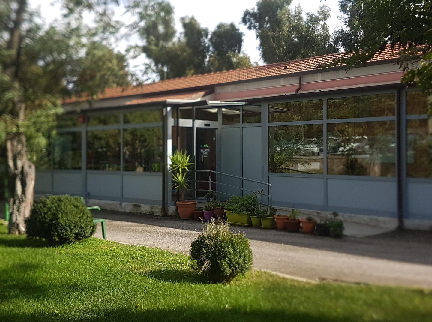 Uno spiraglio per l’hospice: due dottoresse disponibili