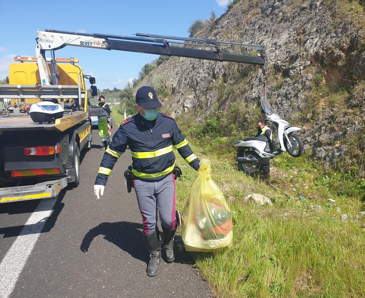 Moto fuori strada, grave 50enne 