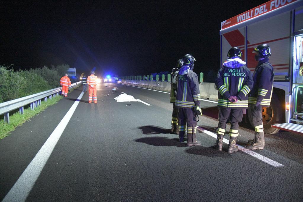 L'incidente mortale alle porte di Olbia (foto Vanna Sanna)